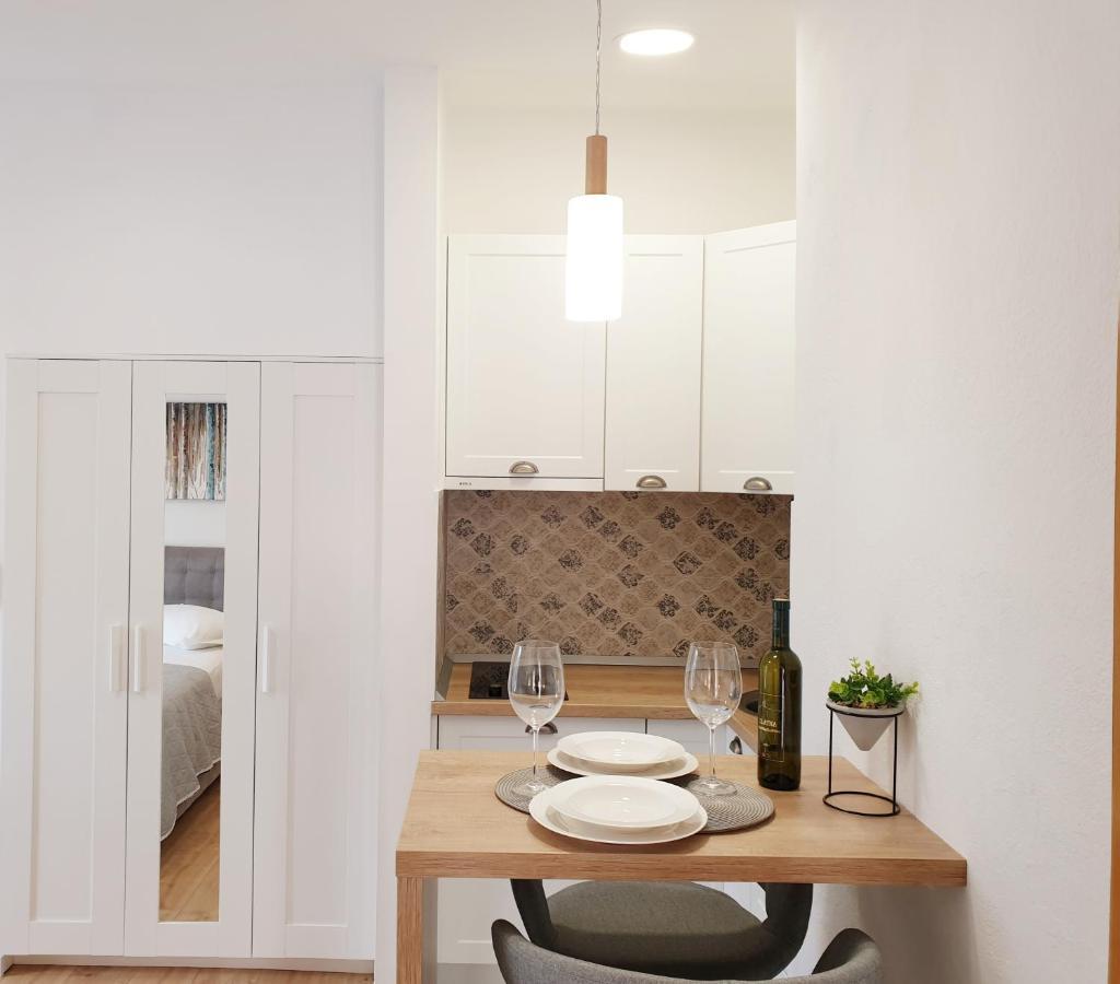 Apartments Palma Baška Voda エクステリア 写真